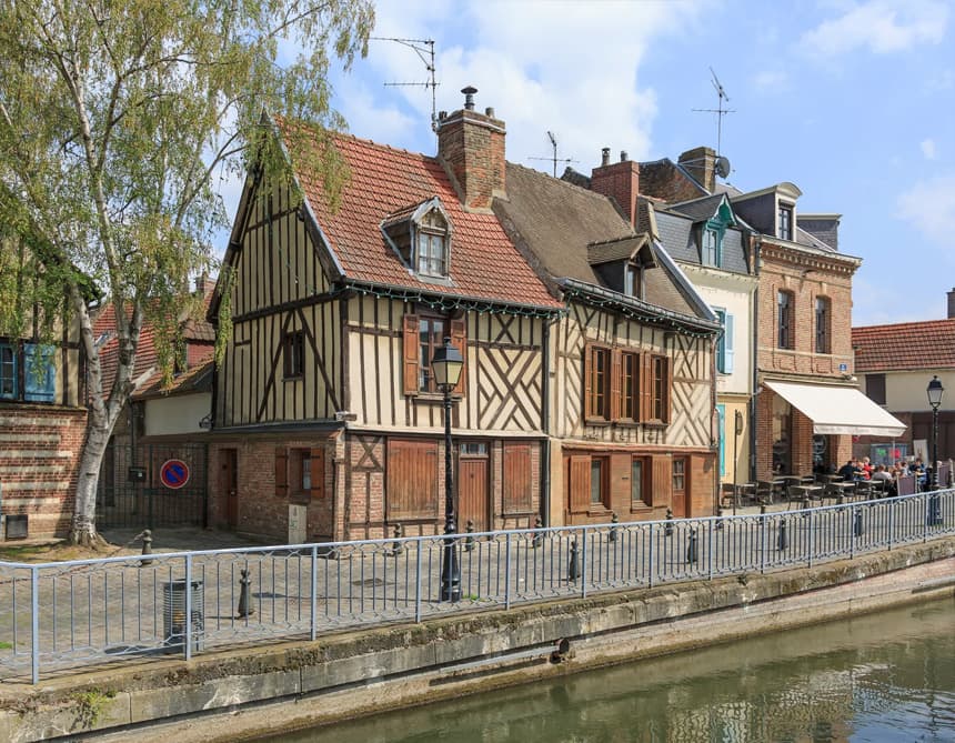 Campings aux alentours de : Amiens