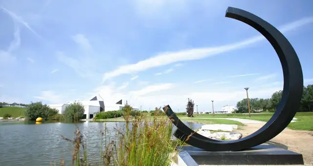 LAAC et son jardin de sculptures