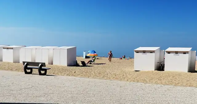 6 plages aux ambiances contrastées