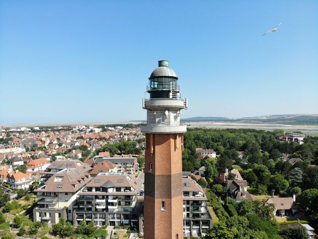 Phare du Touquet proche de : Domaine de l'Abri-Côtier