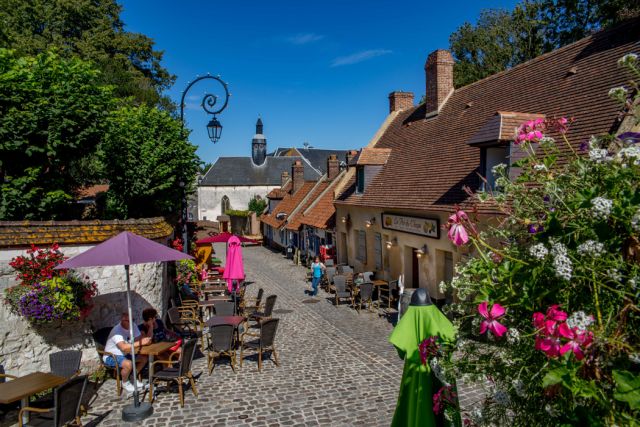 Tout le charme des villages médiévaux du Pas-de-Calais