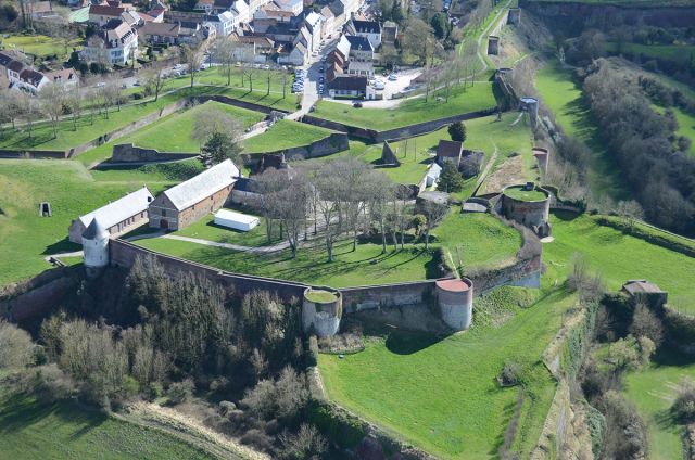 Citadelle de Montreuil-sur-mer proche de : Camping de l'Épy