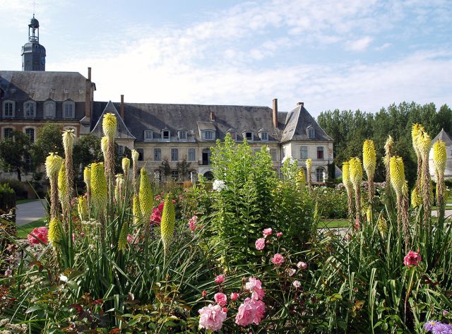 Jardins et Abbaye de Valloires proche de : Camping de La Motte