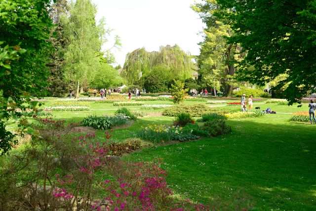 Jardin public d'Arques proche de : Camping Beauséjour