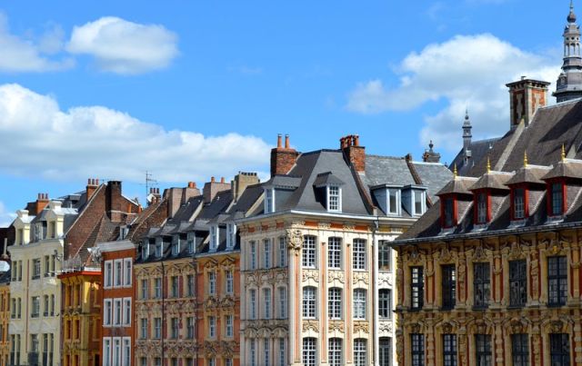 Grand Place proche de : Les Alouettes et l'Image